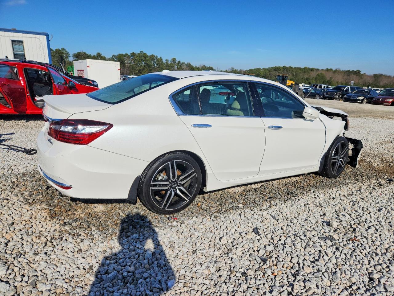 2016 HONDA ACCORD TOURING photo 3