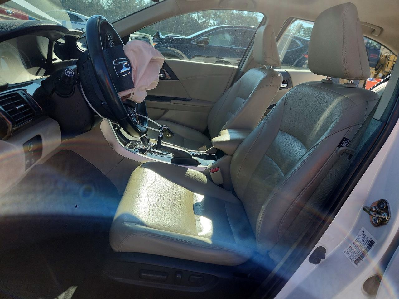 2016 HONDA ACCORD TOURING photo 7