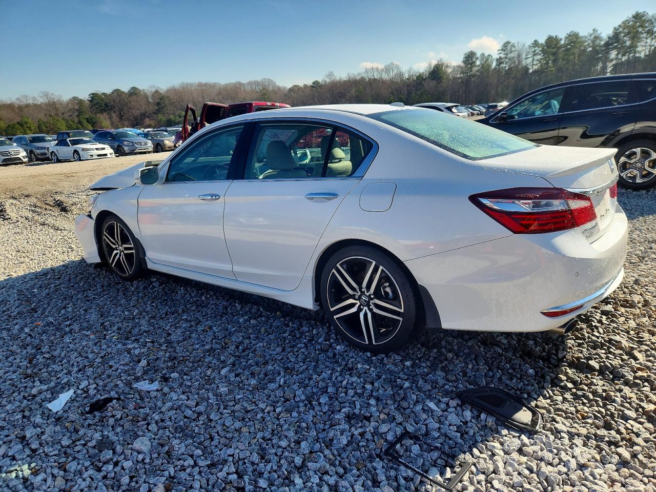 2016 HONDA ACCORD TOURING photo 2