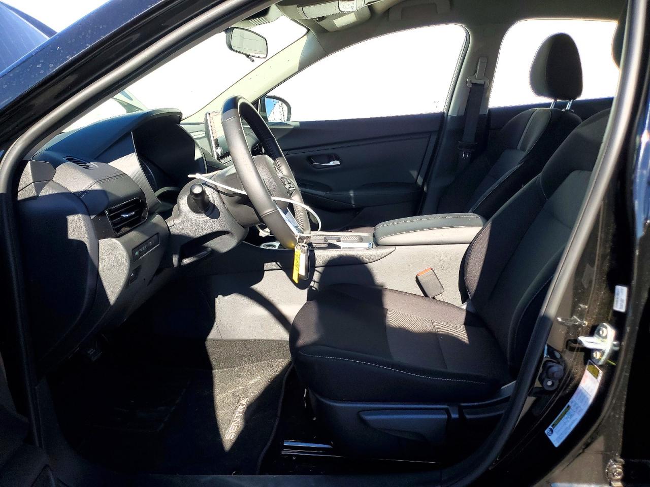 2025 NISSAN SENTRA SV photo 7