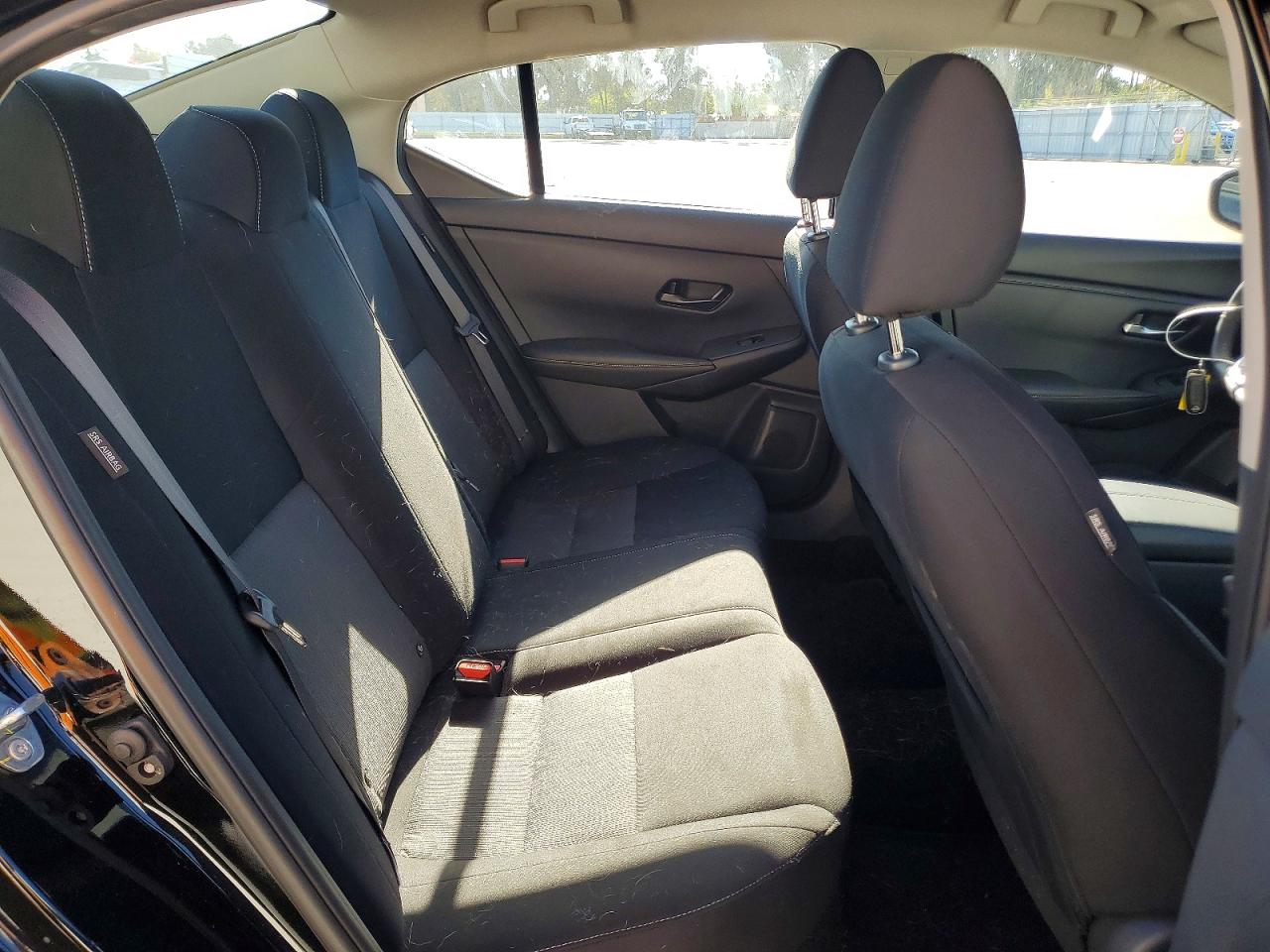 2025 NISSAN SENTRA SV photo 10