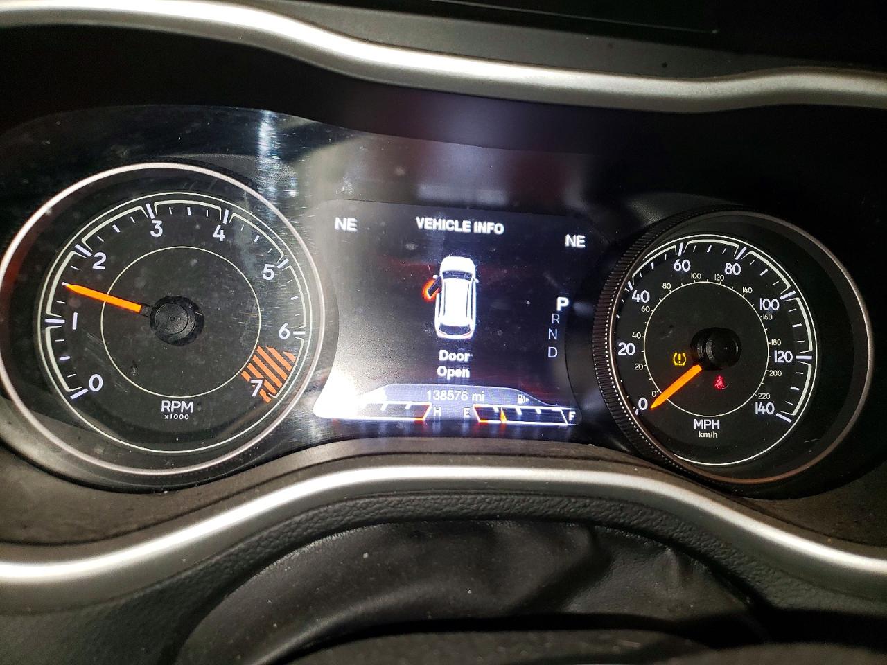 2015 JEEP CHEROKEE LIMITED photo 9