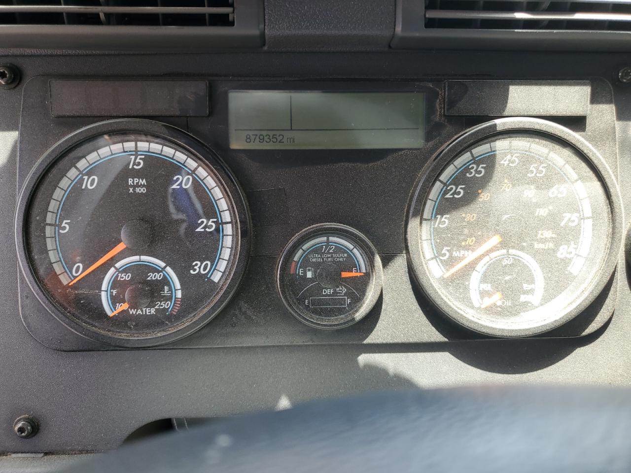 2016 FREIGHTLINER CASCADIA 125 photo 8