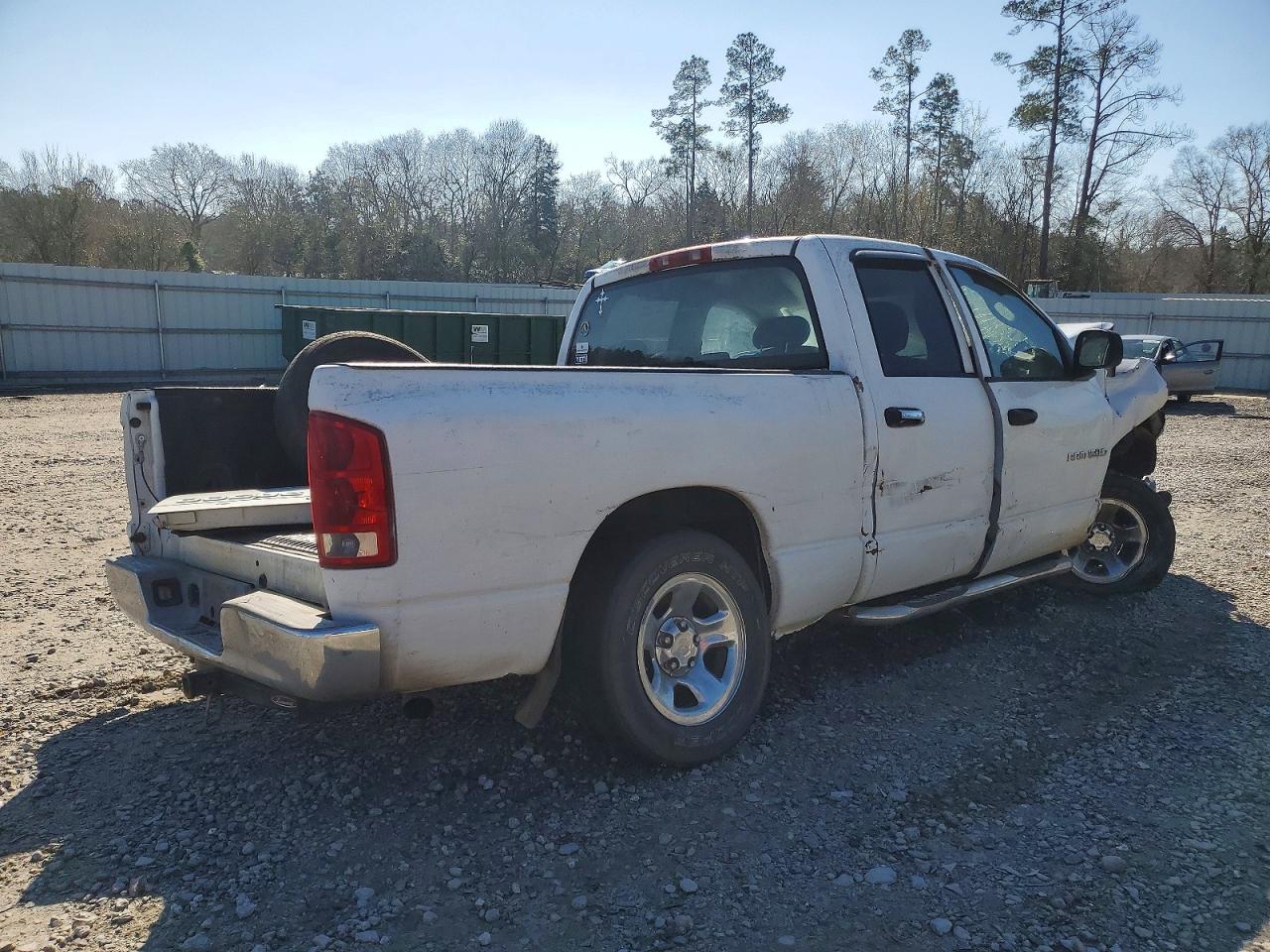 2004 DODGE RAM 1500 ST photo 3