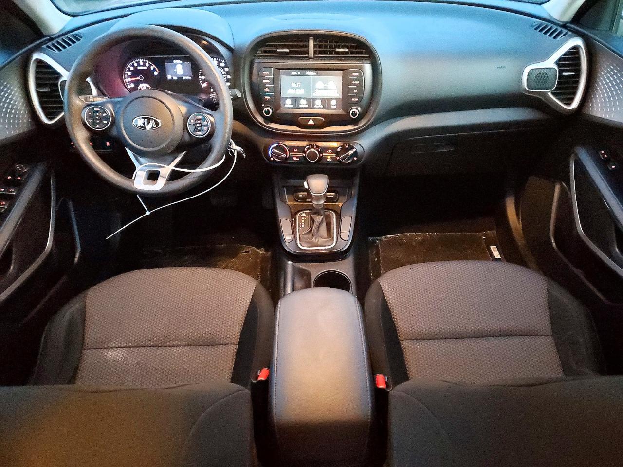 2020 KIA SOUL LX photo 8