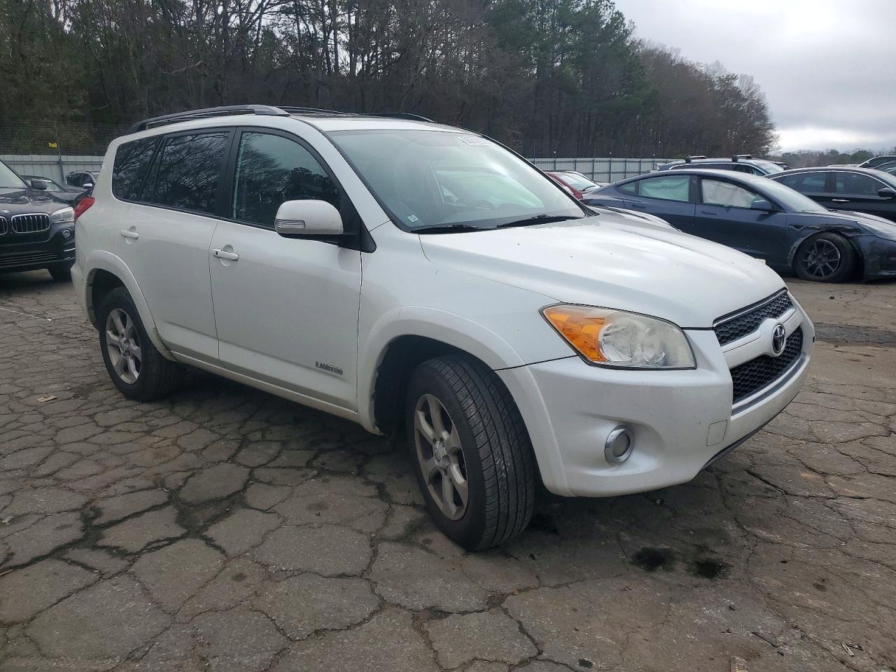 2010 TOYOTA RAV4 LIMITED photo 4