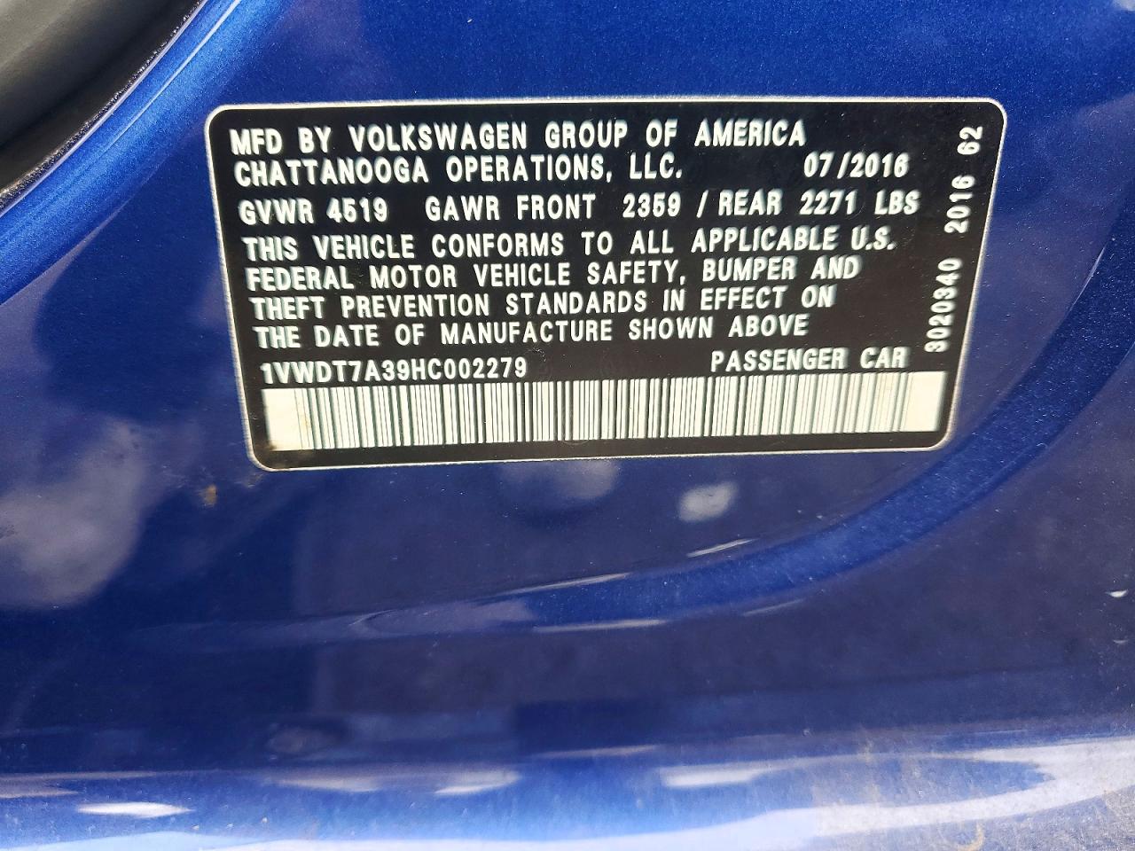 2017 VOLKSWAGEN PASSAT R-LINE photo 12