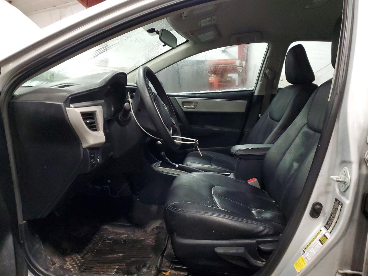2014 TOYOTA COROLLA L photo 7