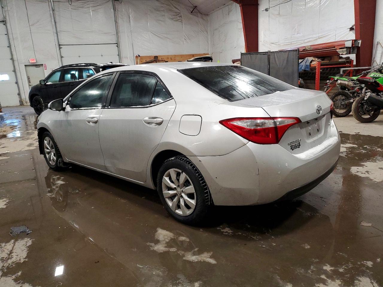 2014 TOYOTA COROLLA L photo 2