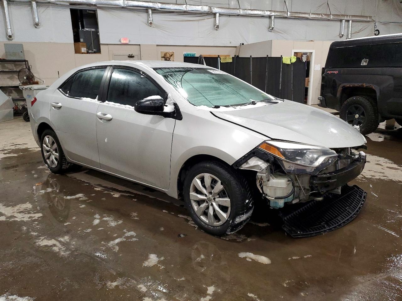 2014 TOYOTA COROLLA L photo 4