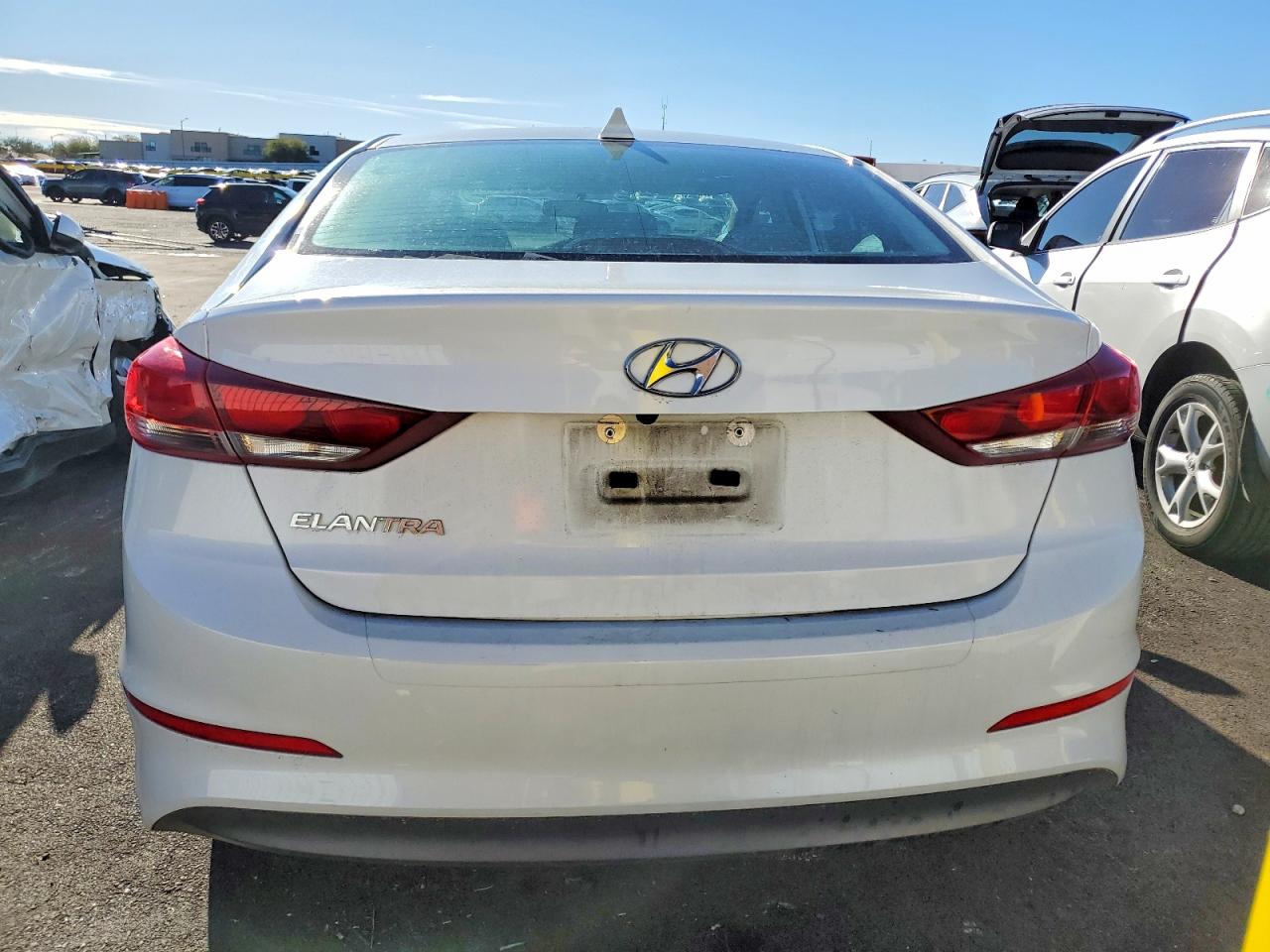 2018 HYUNDAI ELANTRA SEL photo 6