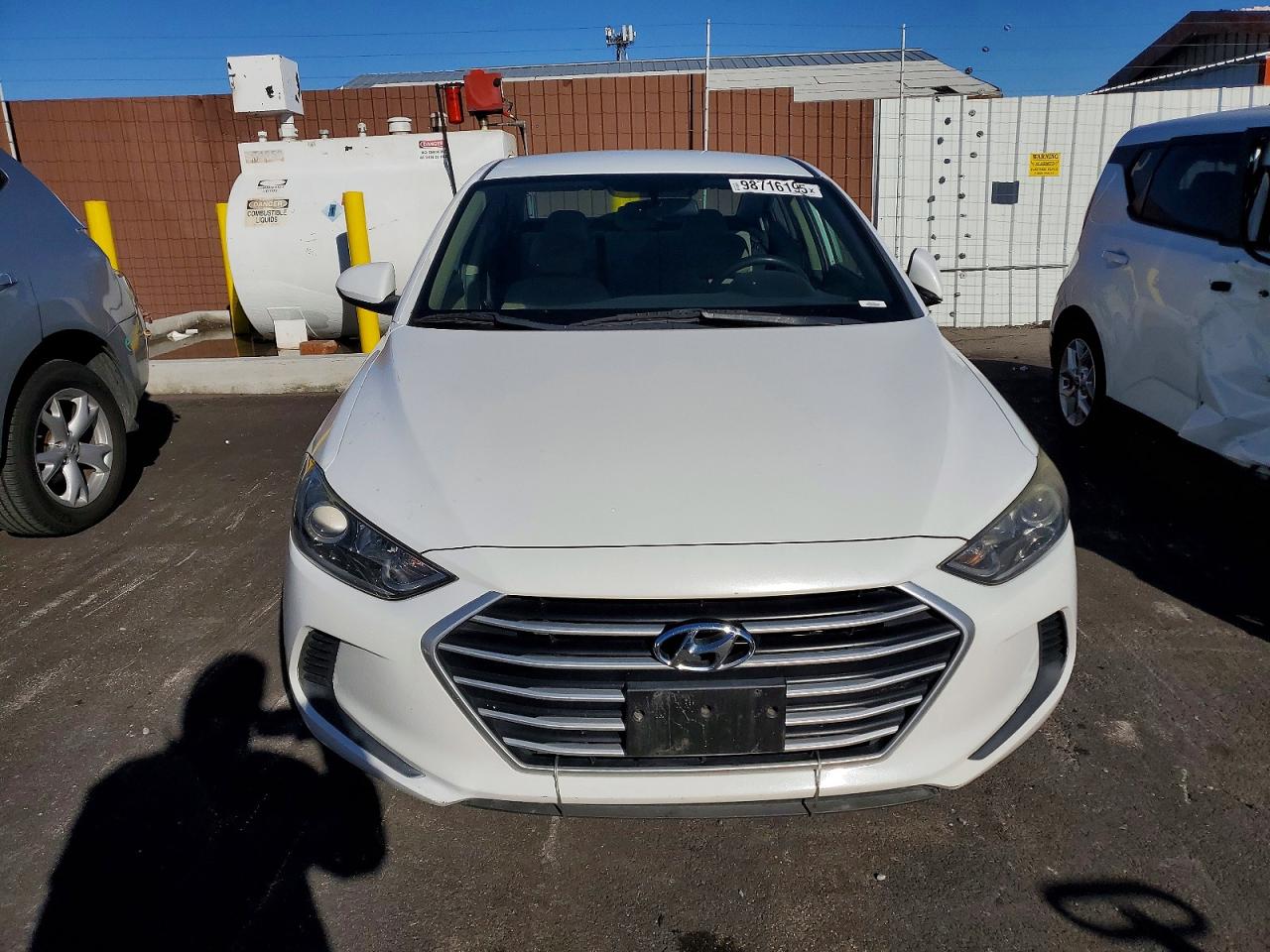 2018 HYUNDAI ELANTRA SEL photo 5