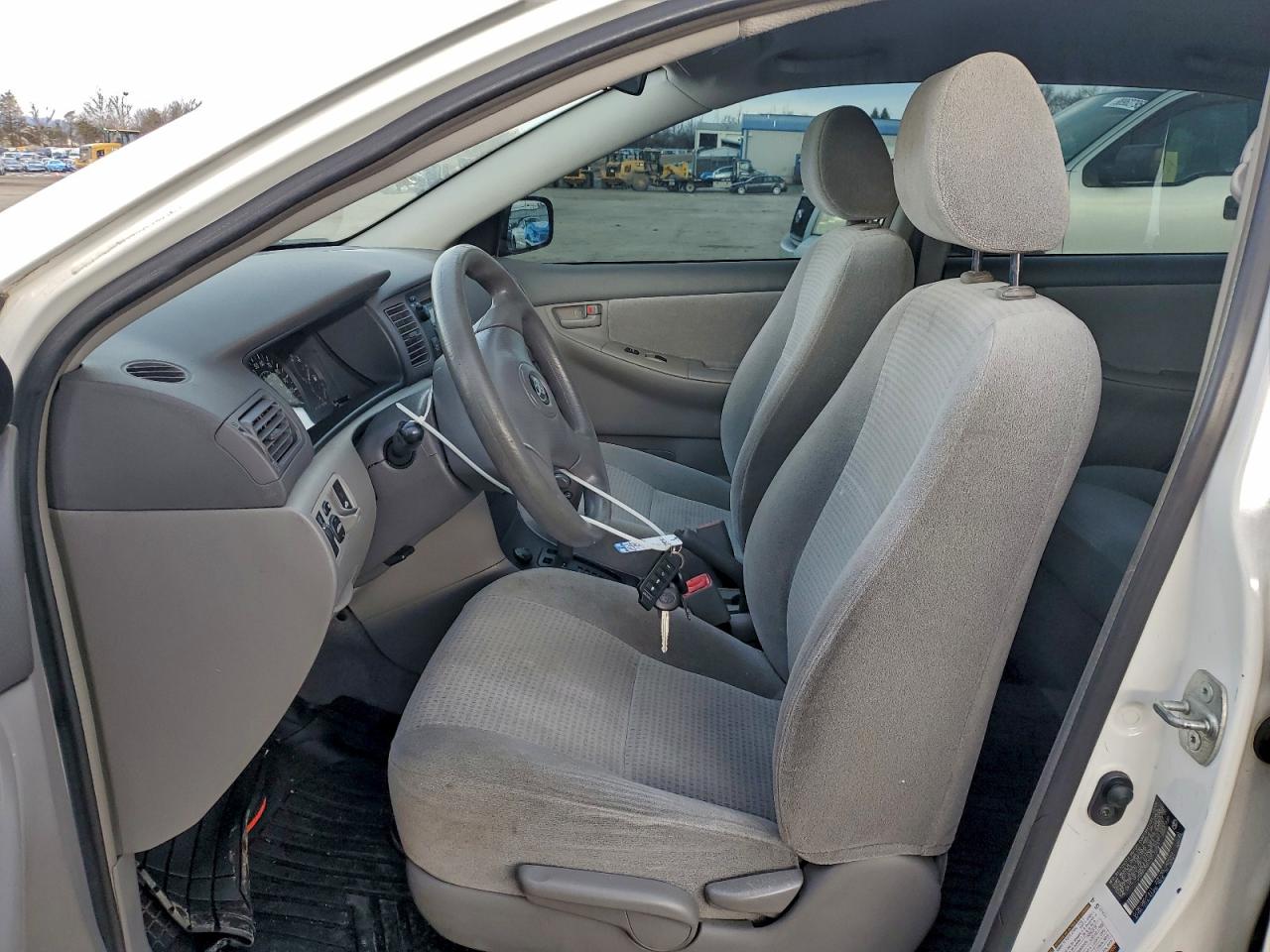 2007 TOYOTA COROLLA CE photo 7