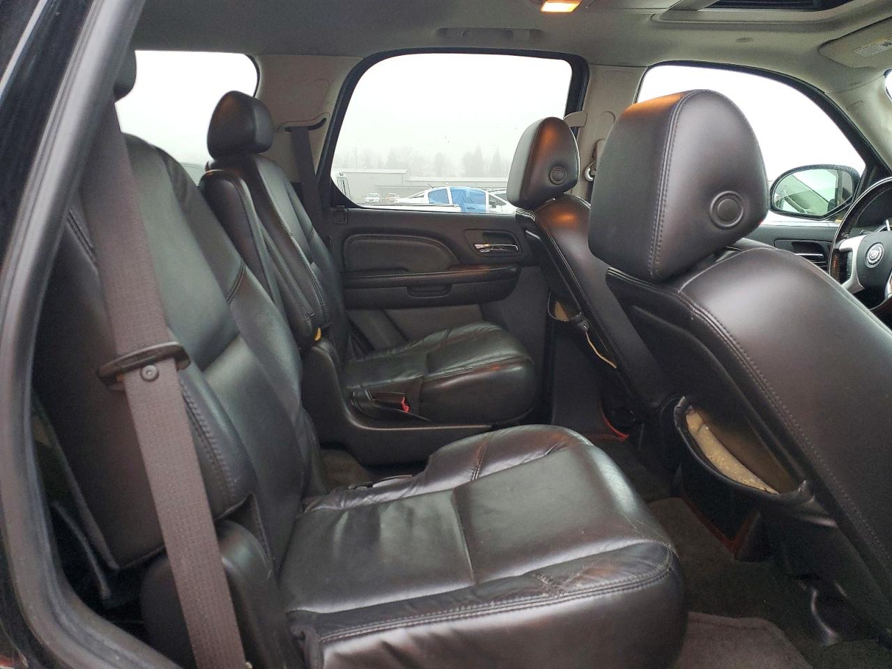 2007 CADILLAC ESCALADE LUXURY photo 11