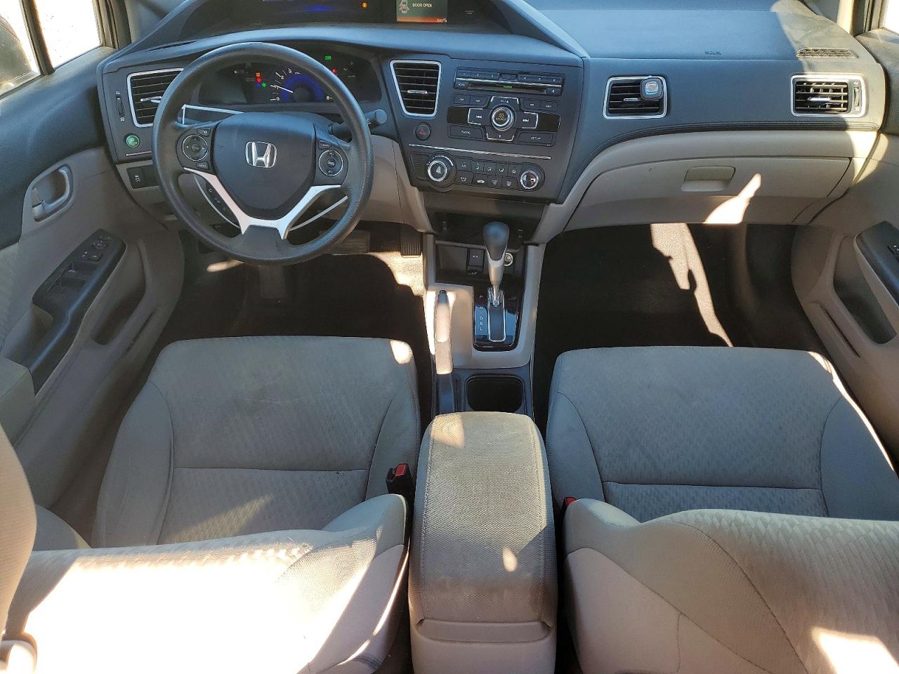 2015 HONDA CIVIC LX photo 8