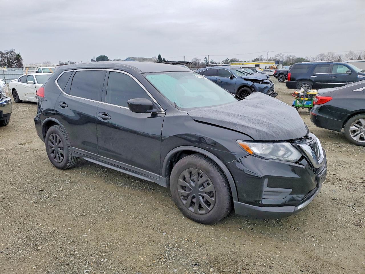 2017 NISSAN ROGUE S photo 4