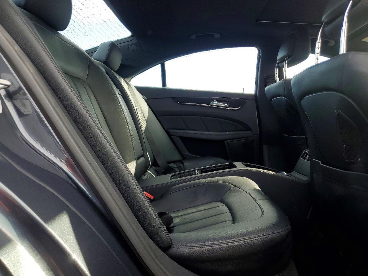 2016 MERCEDES-BENZ CLS 550 4MATIC photo 10