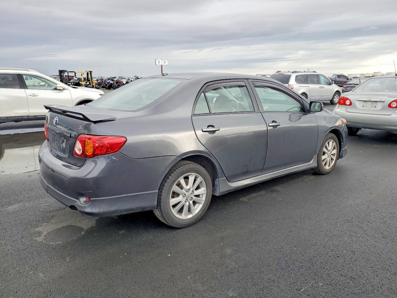 2009 TOYOTA COROLLA BASE photo 3