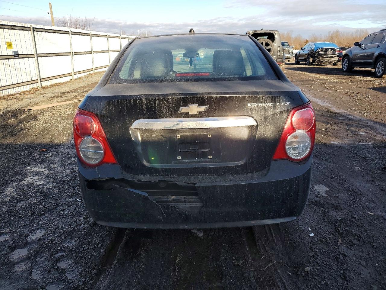 2012 CHEVROLET SONIC photo 6
