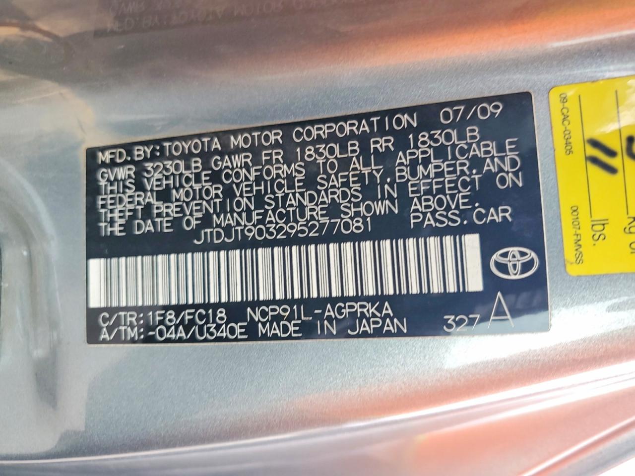 2009 TOYOTA YARIS photo 12
