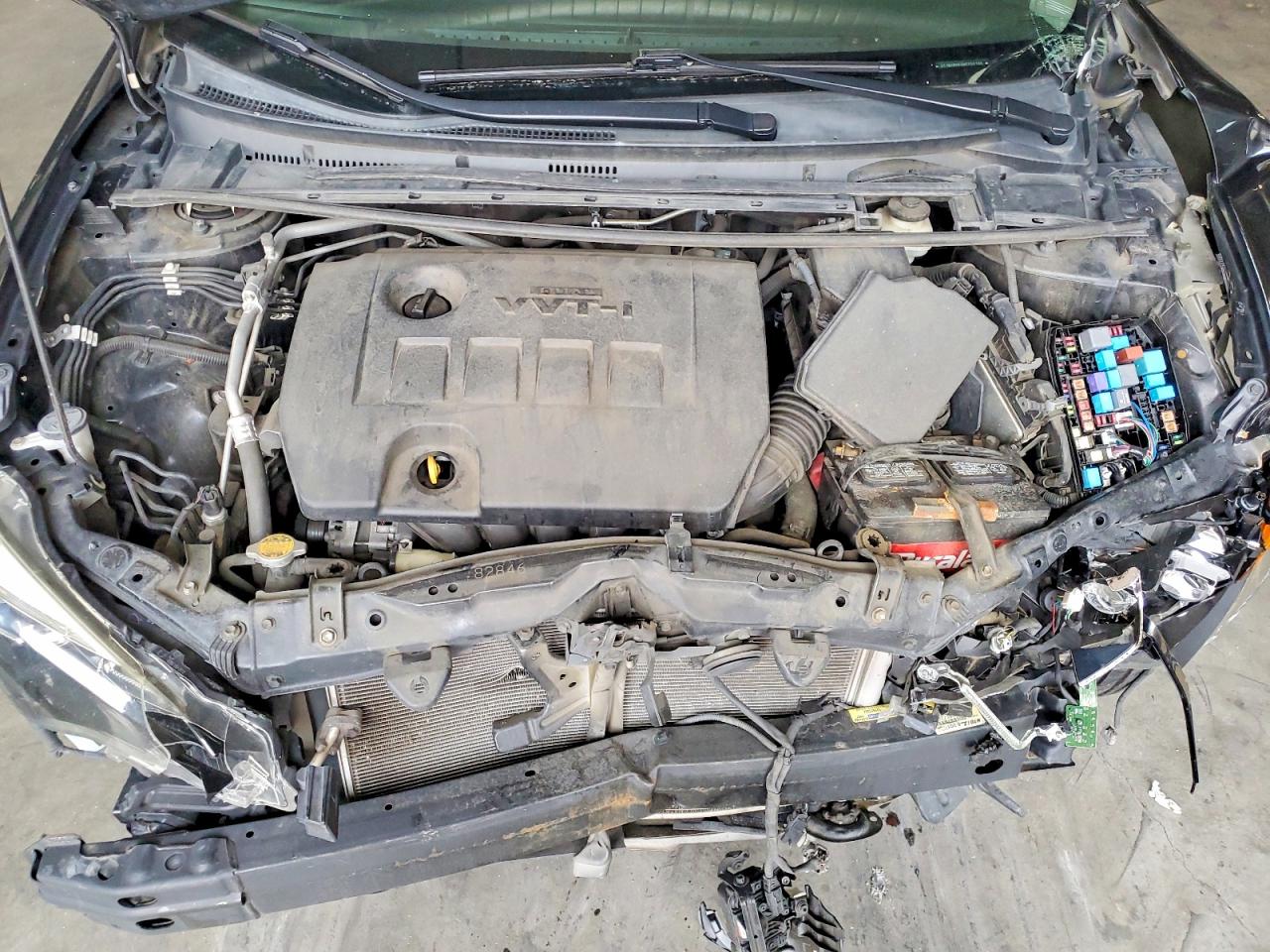 2017 TOYOTA COROLLA L photo 11