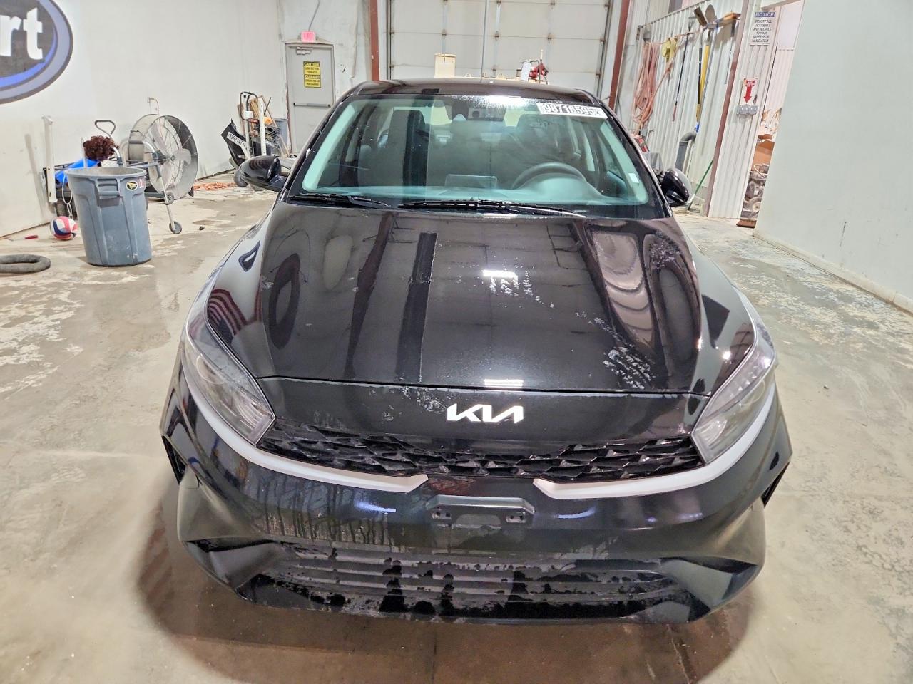 2023 KIA FORTE LX photo 5