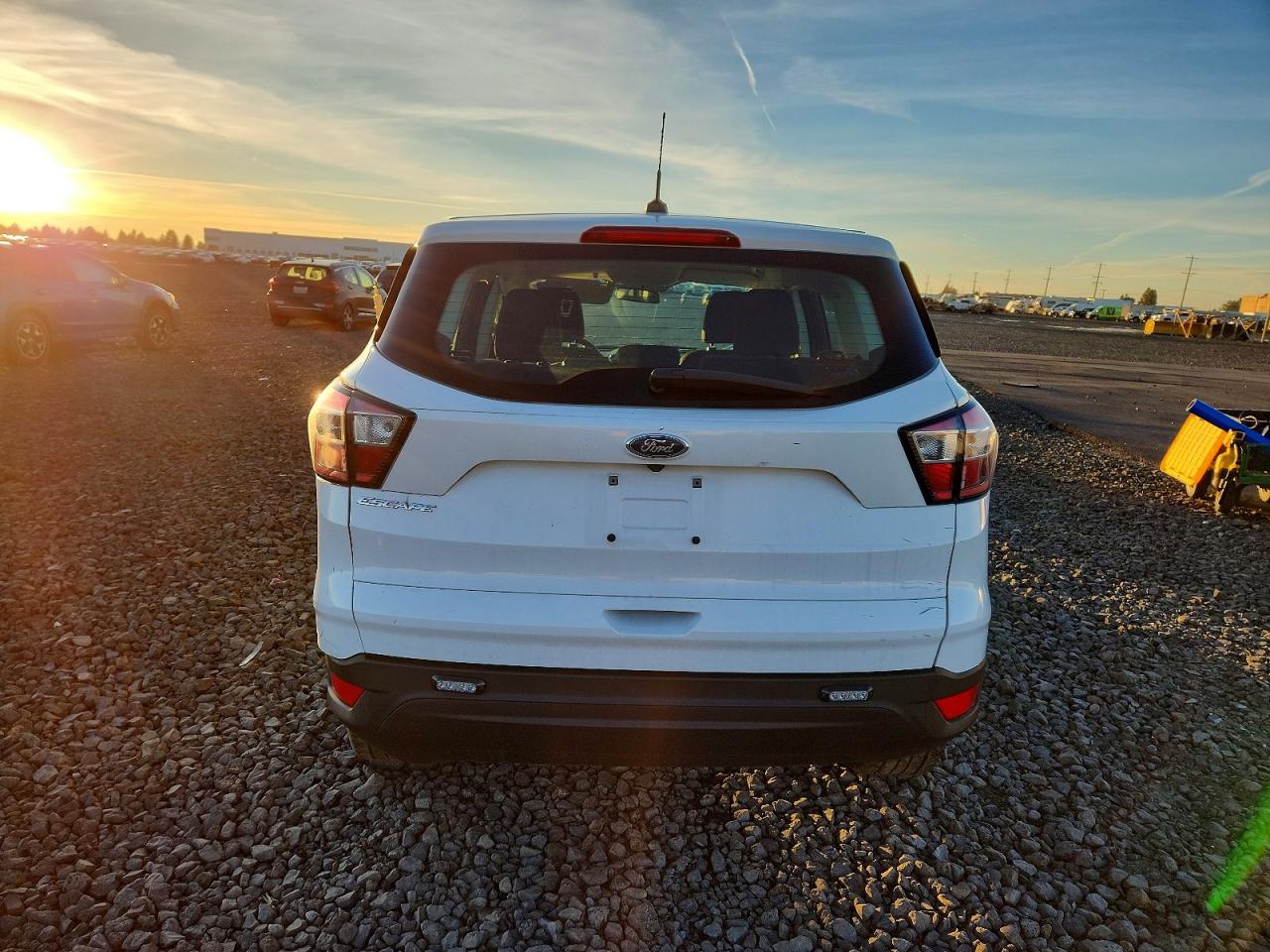 2017 FORD ESCAPE S photo 6