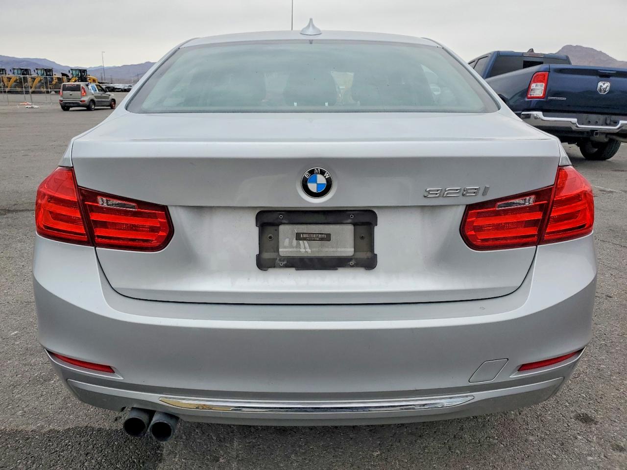 2012 BMW 328 I SULEV photo 6