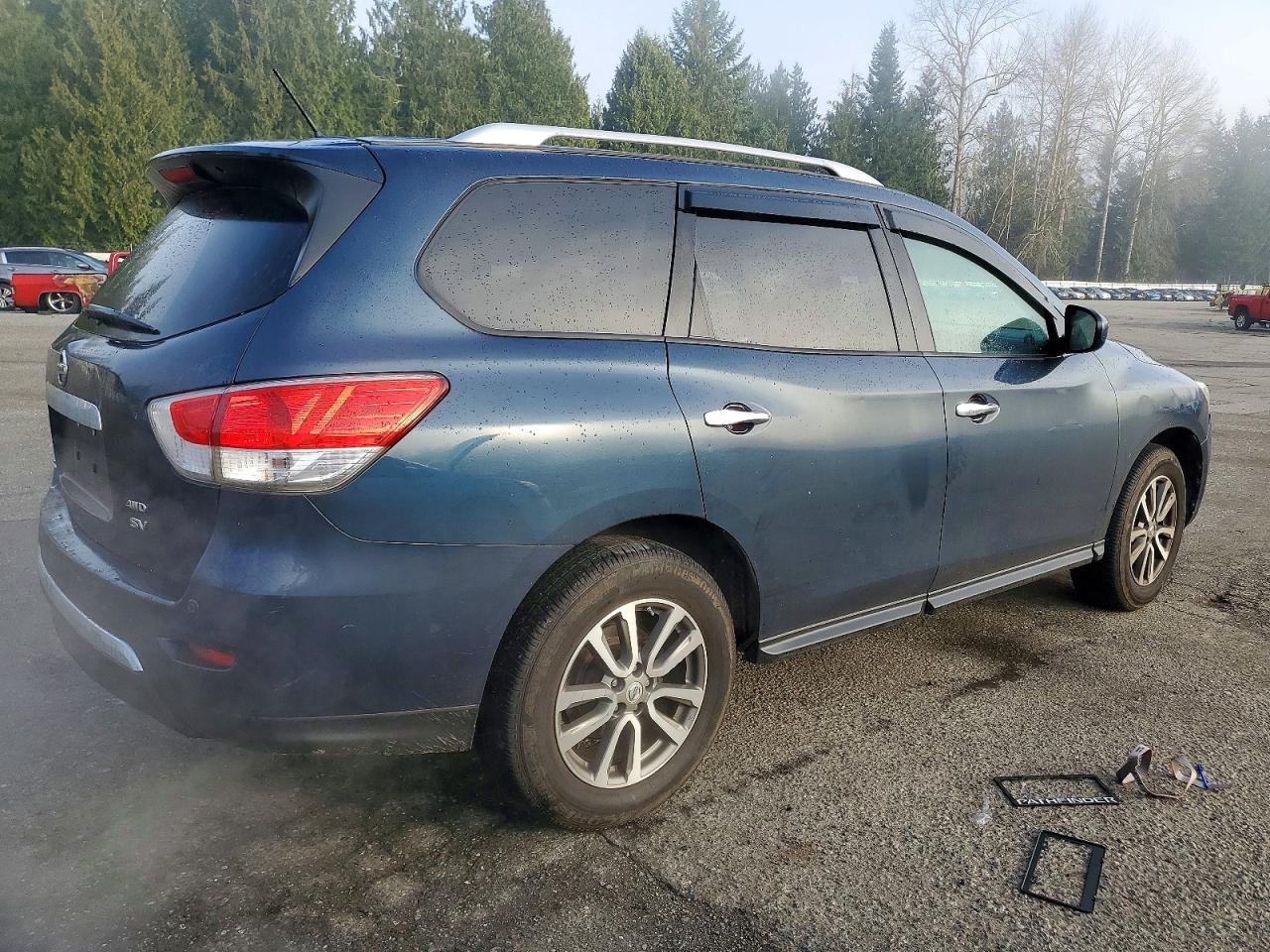 2013 NISSAN PATHFINDER S photo 3