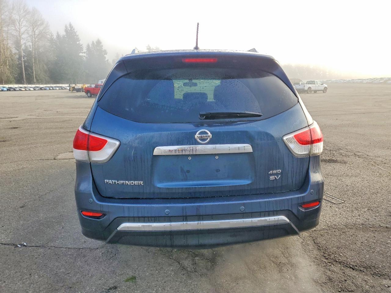 2013 NISSAN PATHFINDER S photo 6