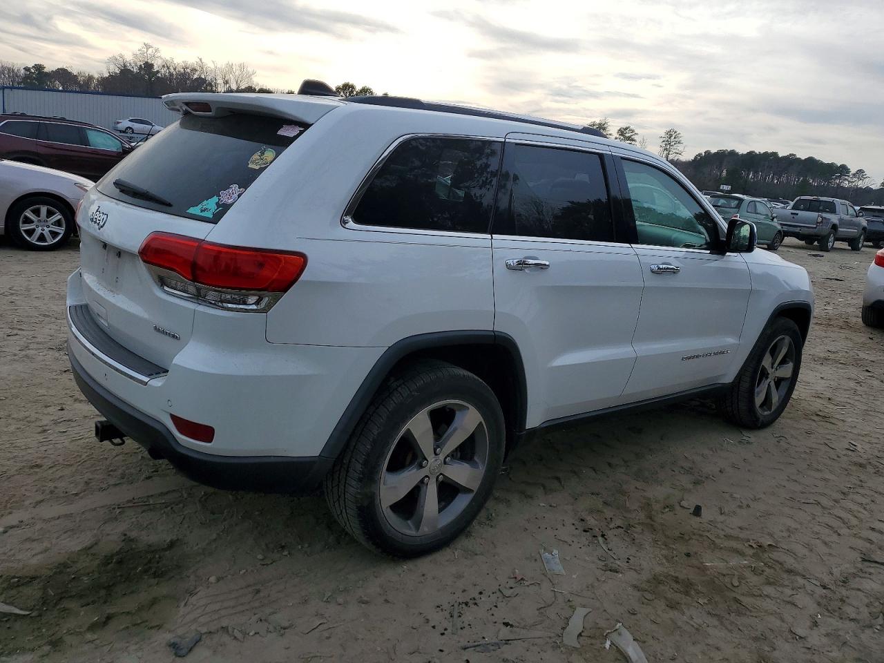 2014 JEEP GRAND CHEROKEE LIMITED photo 3