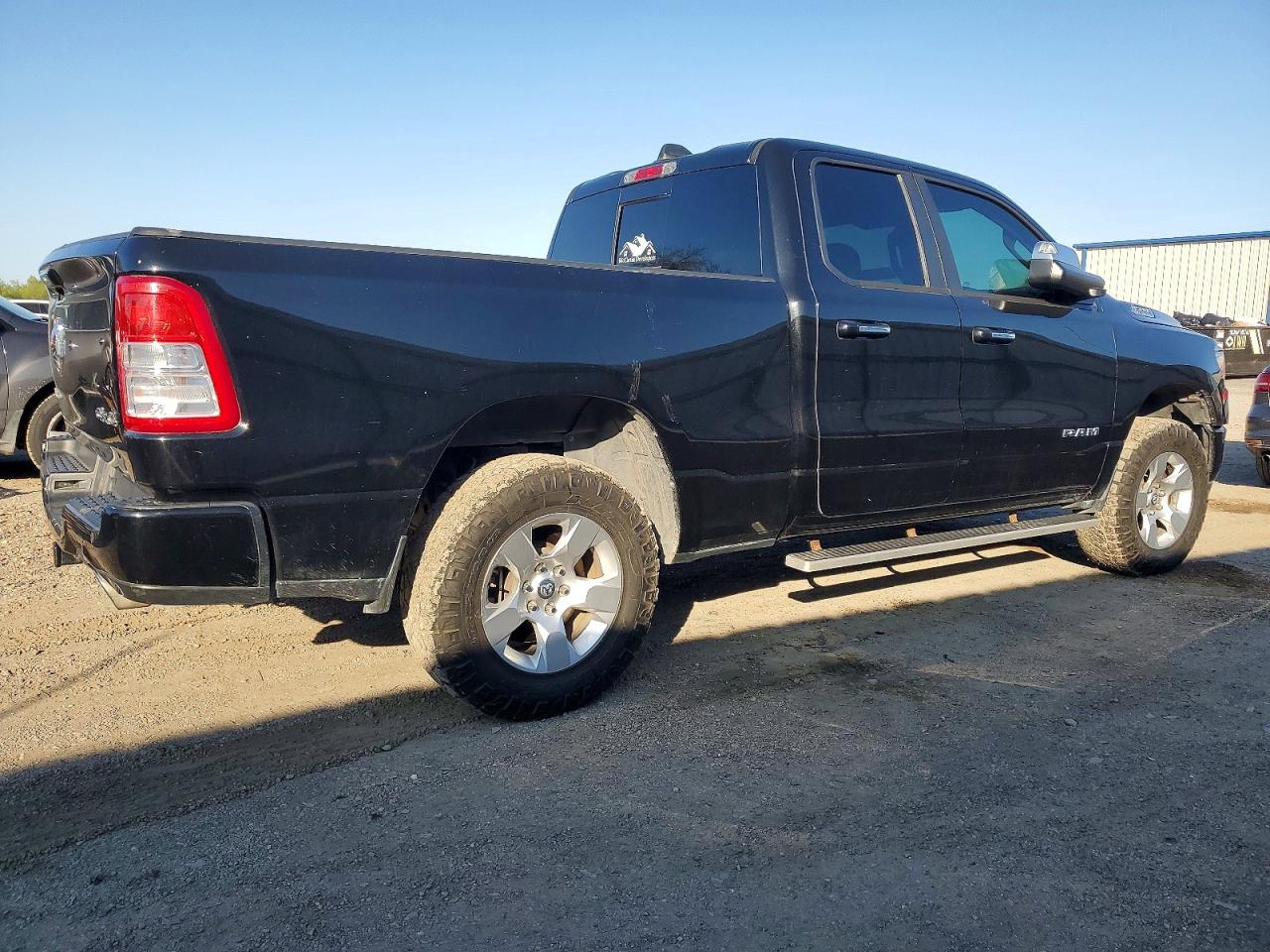 2019 RAM 1500 BIG HORN/LONE STAR photo 3