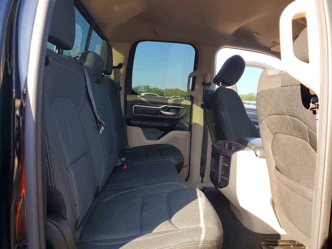 2019 RAM 1500 BIG HORN/LONE STAR photo 10