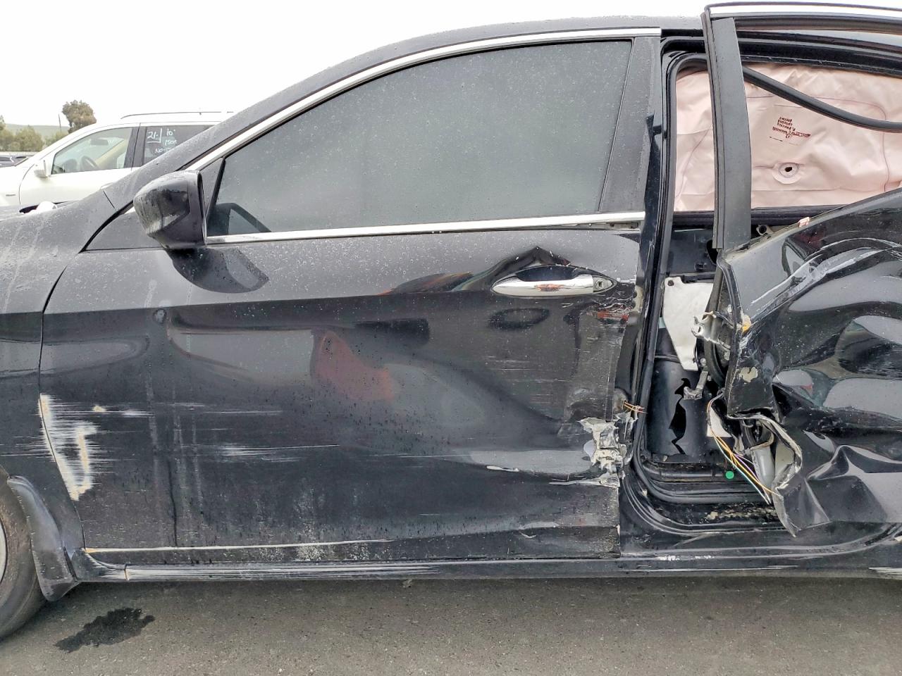 2016 HONDA ACCORD LX photo 7