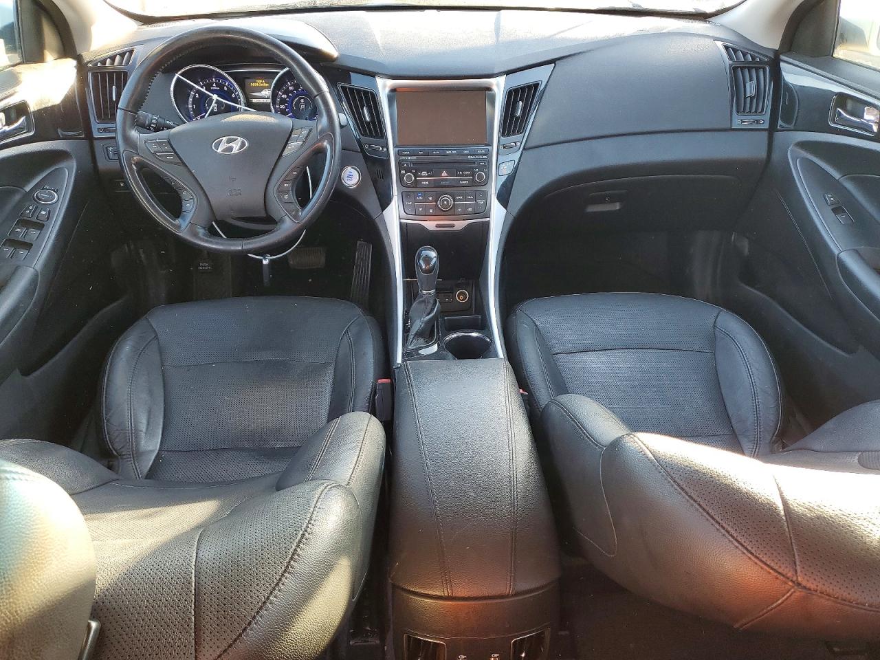 2014 HYUNDAI SONATA SE photo 8