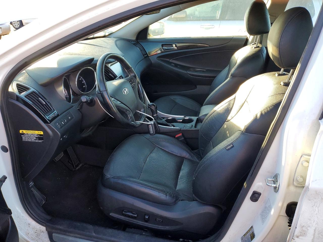 2014 HYUNDAI SONATA SE photo 7