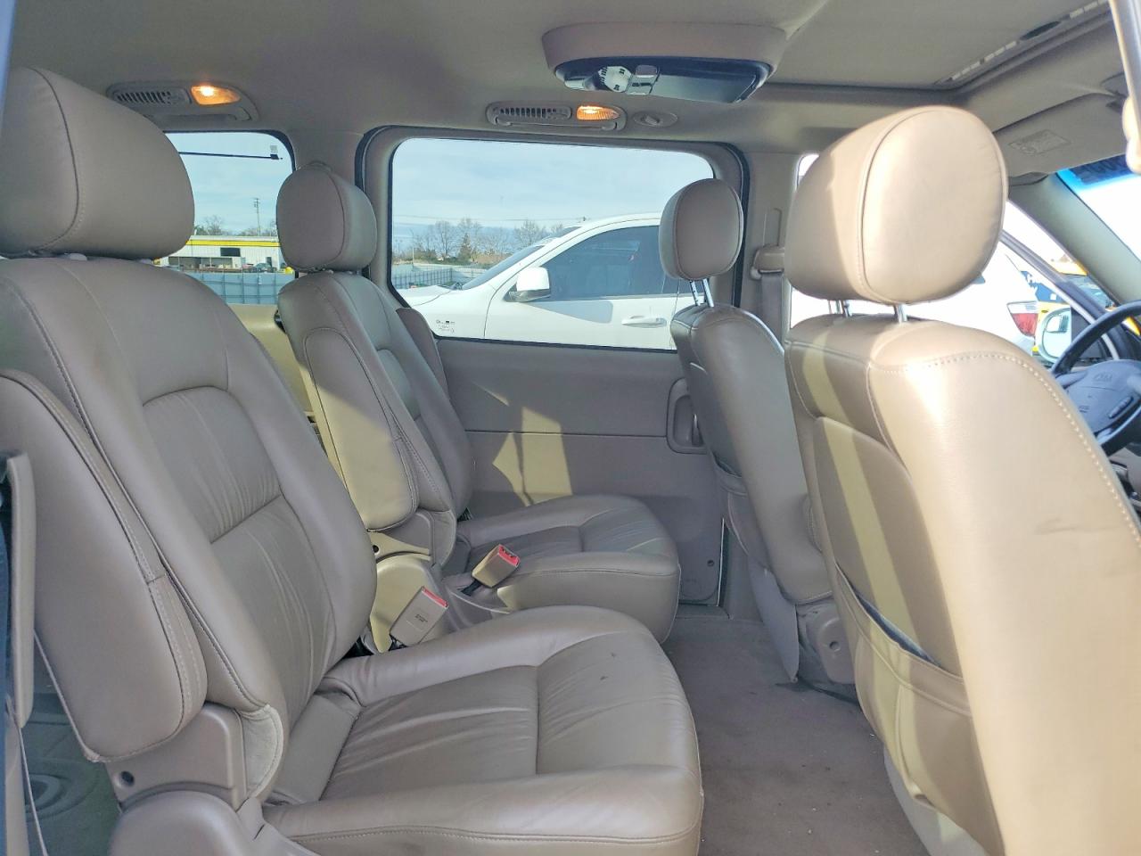 2003 KIA SEDONA EX photo 11