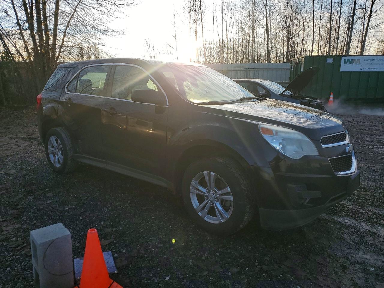 2013 CHEVROLET EQUINOX LS photo 4