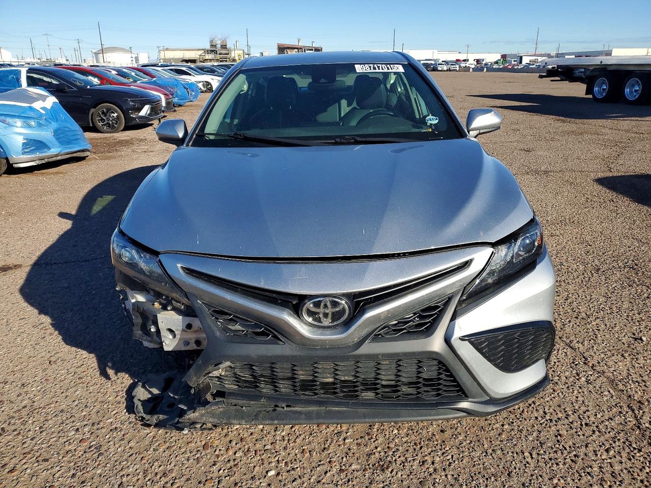 2021 TOYOTA CAMRY SE photo 5