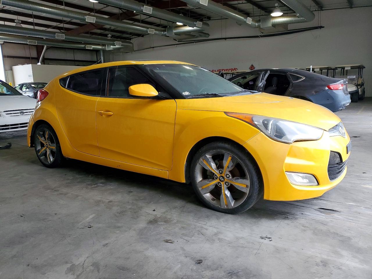 2012 HYUNDAI VELOSTER photo 4