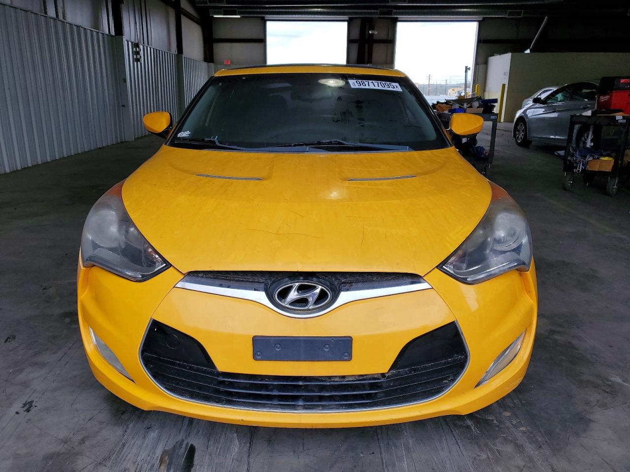 2012 HYUNDAI VELOSTER photo 5