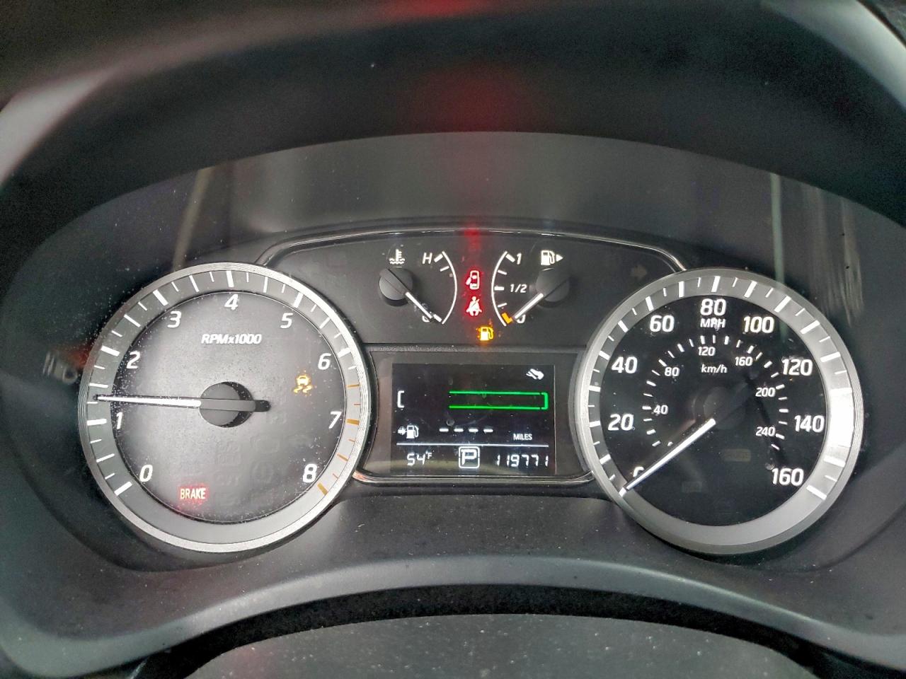 2014 NISSAN SENTRA S photo 9