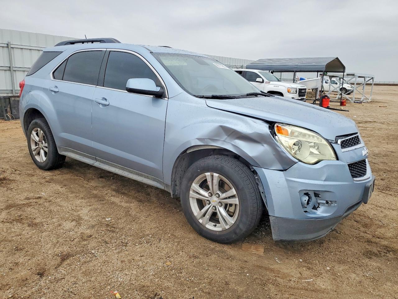 2015 CHEVROLET EQUINOX LT photo 4