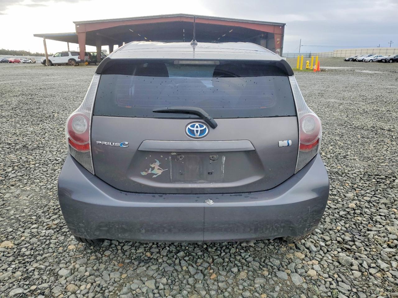 2012 TOYOTA PRIUS C photo 6