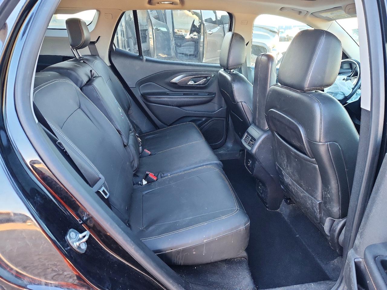 2018 GMC TERRAIN SLT photo 11