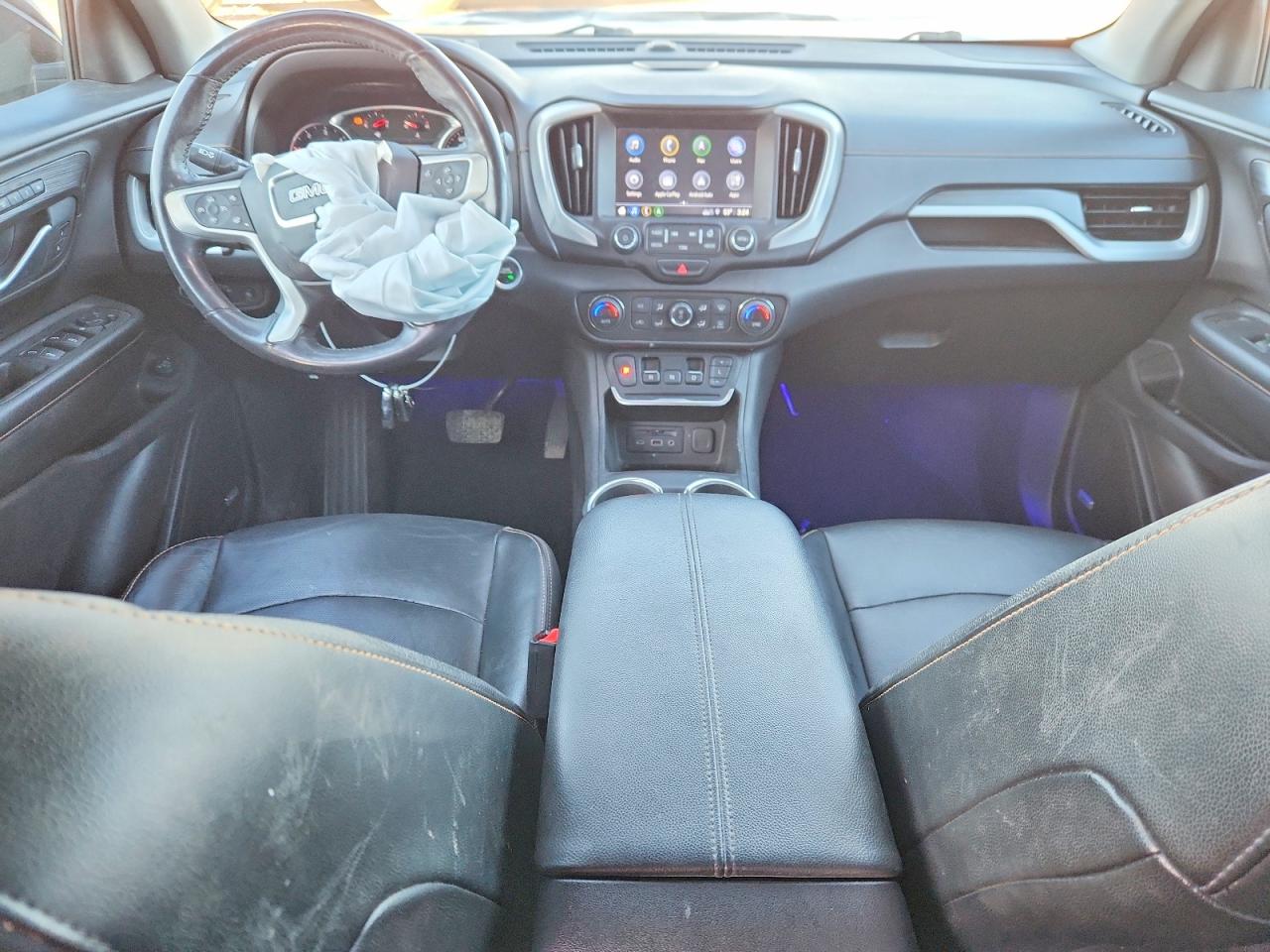 2018 GMC TERRAIN SLT photo 8