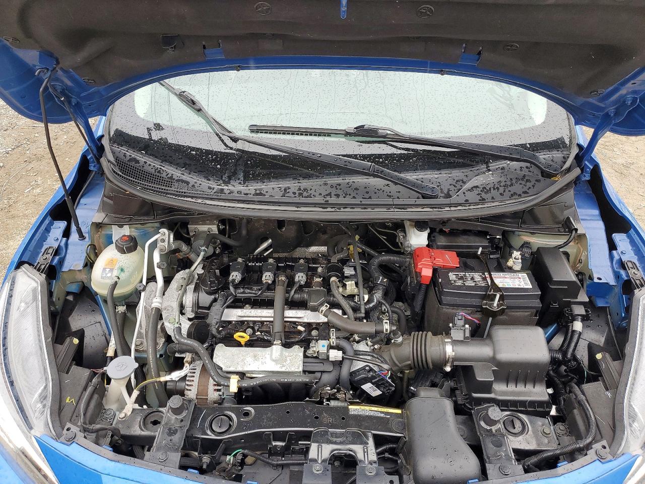 2021 NISSAN VERSA SV photo 11