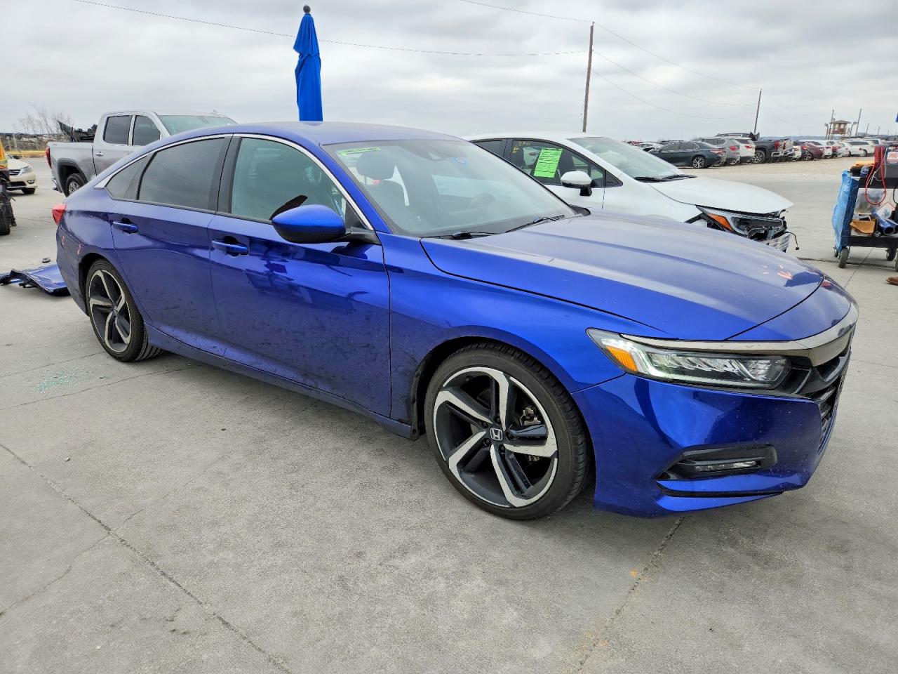 2018 HONDA ACCORD SPORT photo 4
