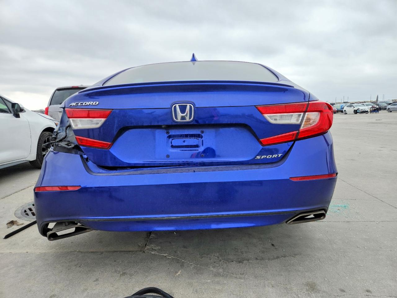 2018 HONDA ACCORD SPORT photo 6