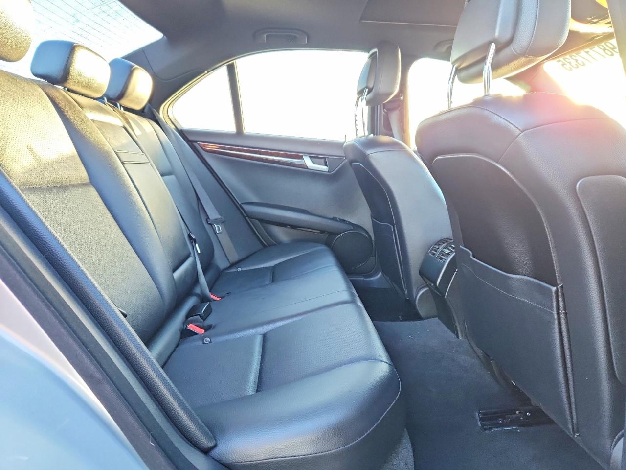 2014 MERCEDES-BENZ C 250 photo 10